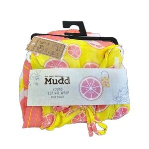 MUDD ROUND FESTIVAL YELLOW PINK LEMONS WRAP W/POUCH - RETAILS 38.00